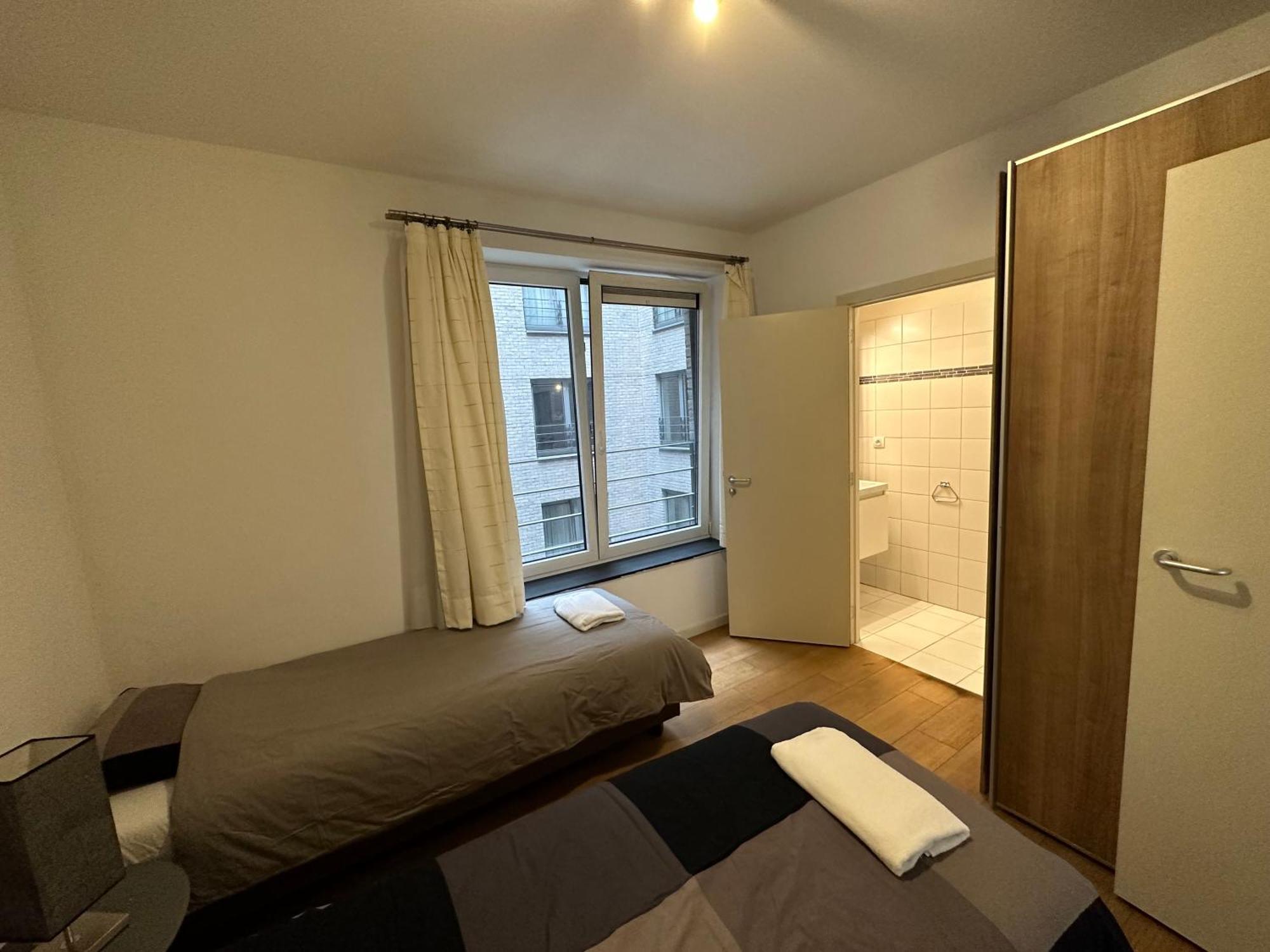3 Bedroom Apartment In City Center With Balcony View Βρυξέλλες Εξωτερικό φωτογραφία